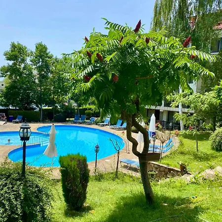 Апартаменты Delfin Sea View