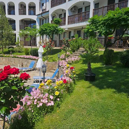 Delfin Sea View Апартаменты Свети-Влас