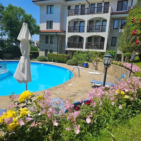 Delfin Sea View Свети-Влас