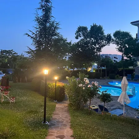 Delfin Sea View Apartment Sweti Wlas