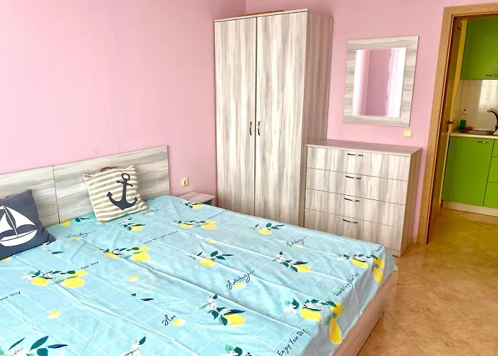 Delfin Sea View דירה *